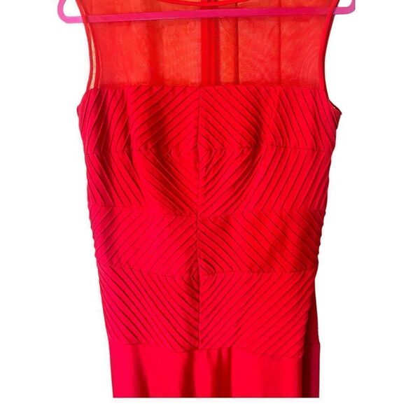 Tadashi Shoji Red Sleeveless Geometric Dress - Picture 2 of 5